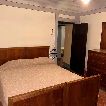 Holiday home Casa Carlino Loppeglia